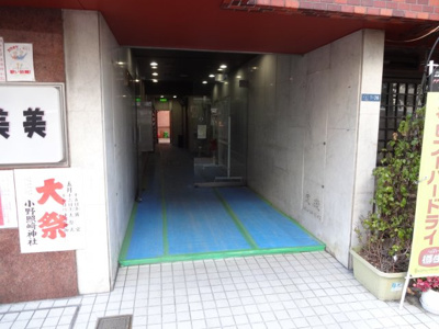 【エントランス】 | 鶯谷タウンプラザ | 鶯谷タウンプラザ　分譲賃貸！鶯谷駅から徒歩3分の好立地！振り分けタイプの２LDK！設備充実！