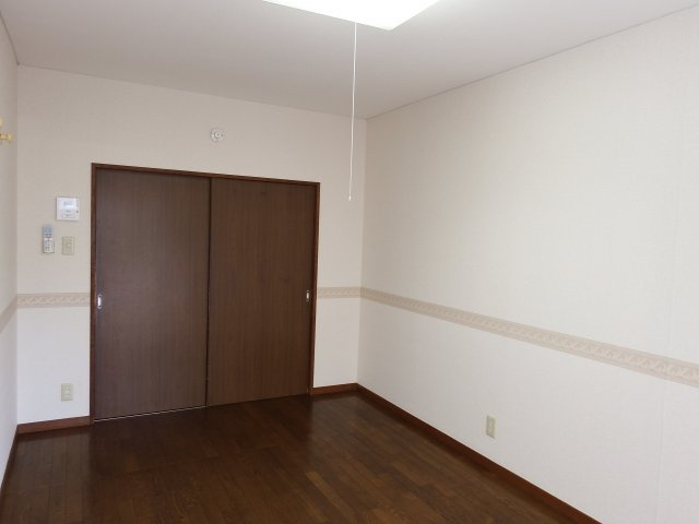 さくらハイツの洋室