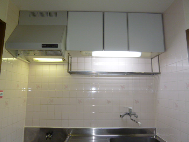 ルミエールのキッチン|吊戸