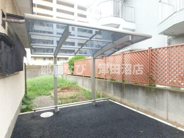 ラムサールＮＡＲＡＳＨＩＮＯのその他共用部分|屋根つきの自転車置き場もあります！