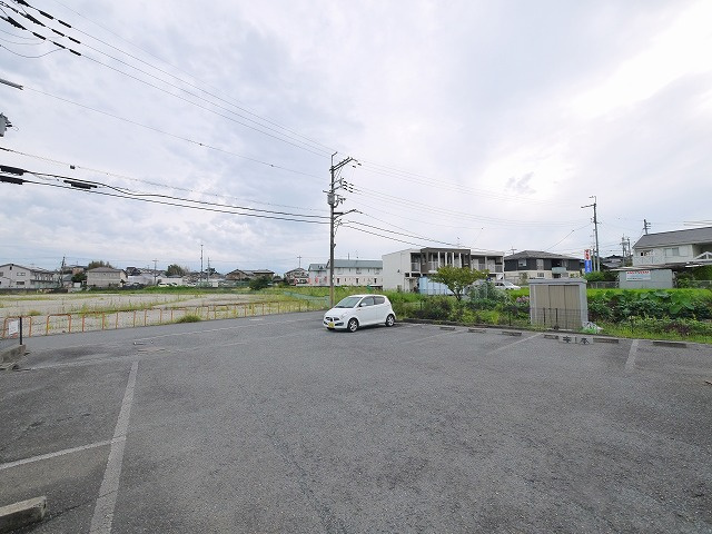 ラフォーレの駐車場