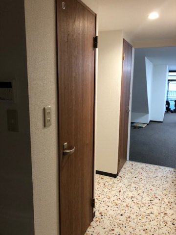安本ビルの周辺