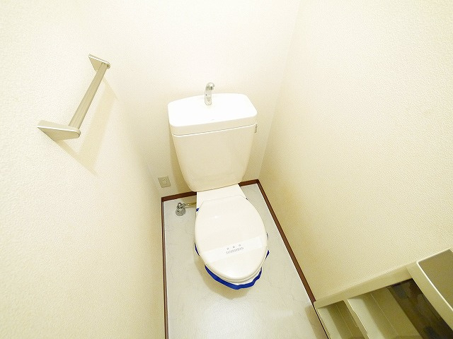ベルローズのトイレ|ゆったりとした空間のトイレです