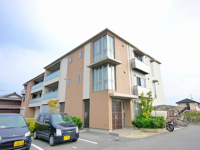 シャーメゾン天理の外観|外はこのようになっています