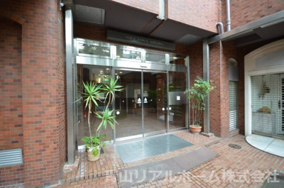 【エントランス】 | ソフトタウン青山