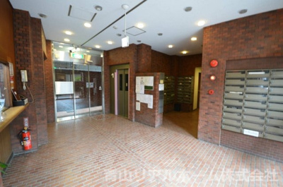 【ロビー】 | ソフトタウン青山