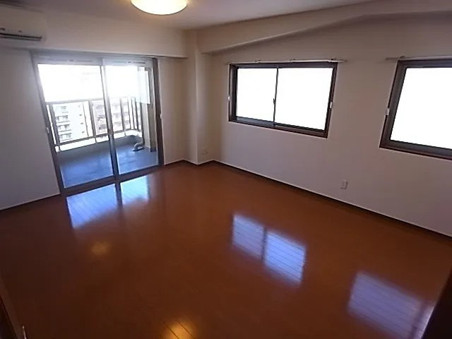 アドモリモト元町通の居間・リビング