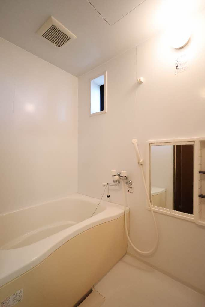 フレグランス　A棟の浴室