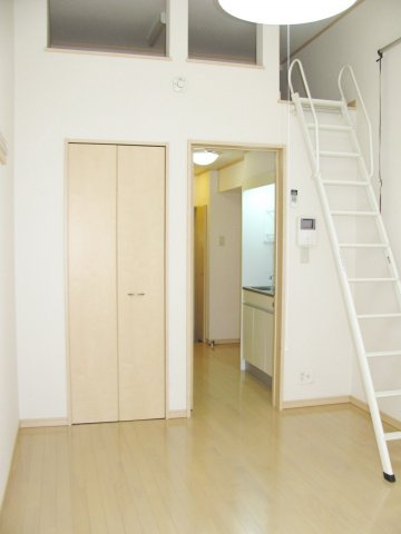 カーサオカⅡの洋室|※写真は同タイプの別室になります