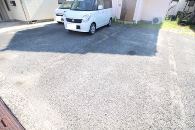 【駐車場】 | 辰巳戸建