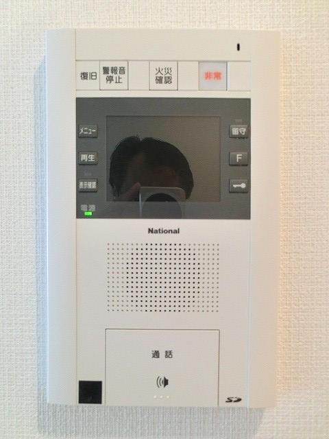 RESIDIA新御徒町のセキュリティ|レジディア新御徒町のＴＶモニター付インターホンです