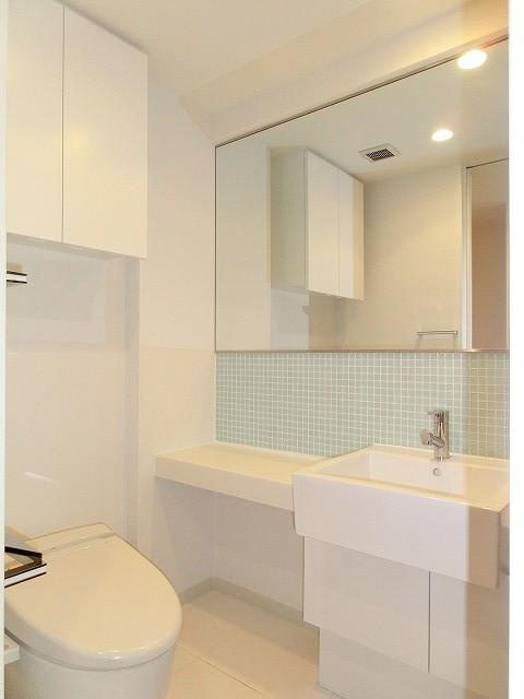 RESIDIA新御徒町の設備|レジディア新御徒町の洗面室です