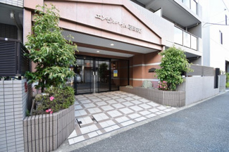 【エントランス】 | 横浜市営地下鉄ブルーライン「蒔田」駅平坦徒歩3分、京浜急行本線「南太田」駅徒歩12分！