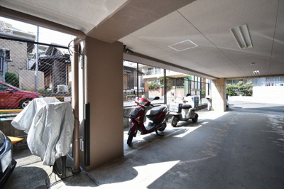 【その他共用部分】 | ビッグヴァン岸谷公園ロイヤルステージ | バイク置場