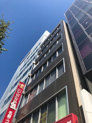 オザワビルの外観