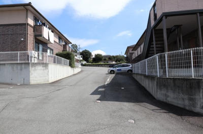 【駐車場】 | 梟の丘D