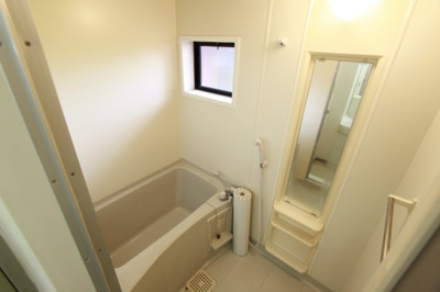 【浴室】 | セピアコート | コンパクトで使いやすいお風呂です