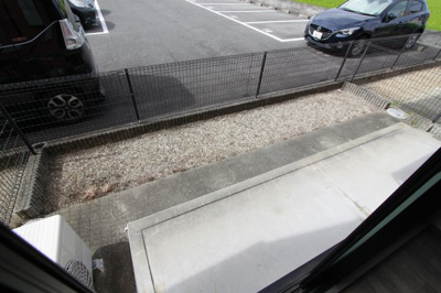 【庭】 | セピアコート | お庭も活用できます