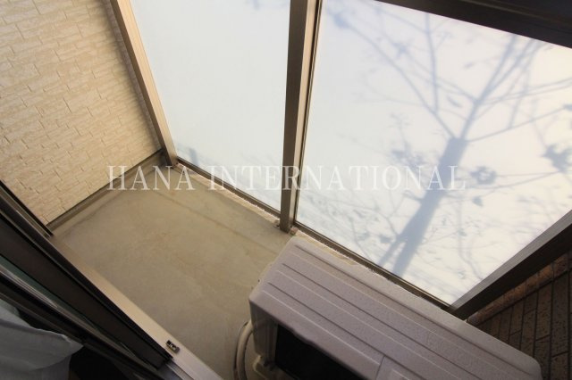 レオネクストクレストタウンＥのバルコニー|反転タイプ