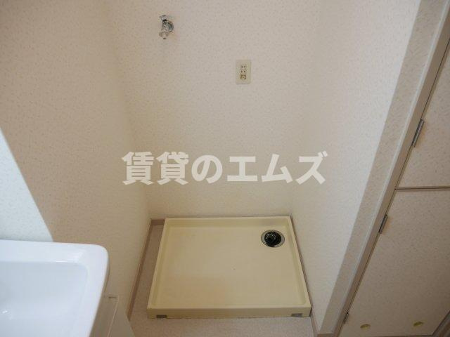 【設備】 | ヴェルドミール井尻 | ヴェルドミール井尻の室内洗濯機置き場