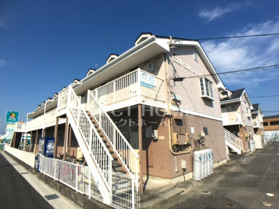 【外観】 | ｃｏｚｙ　ｃｏｕｒｔ　Ａ | 外観は落ち着いています