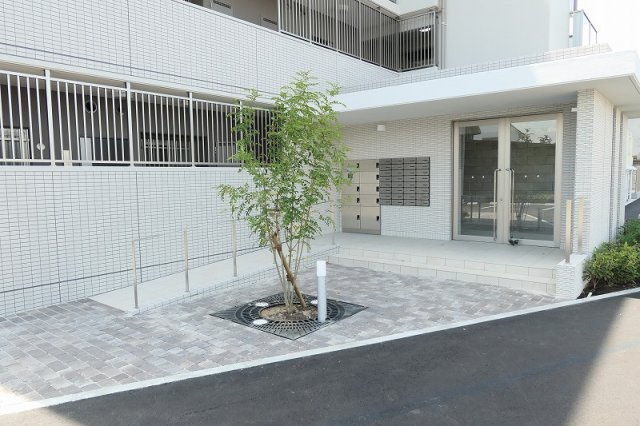 OA　FLAT阿成のエントランス