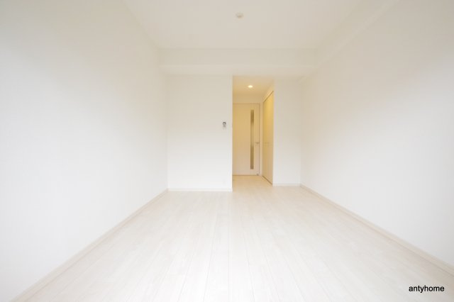 アドバンス大阪フェリシア　仲介手数料無料の居間・リビング