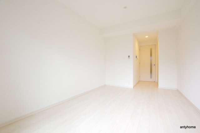 アドバンス大阪フェリシア　仲介手数料無料の洋室