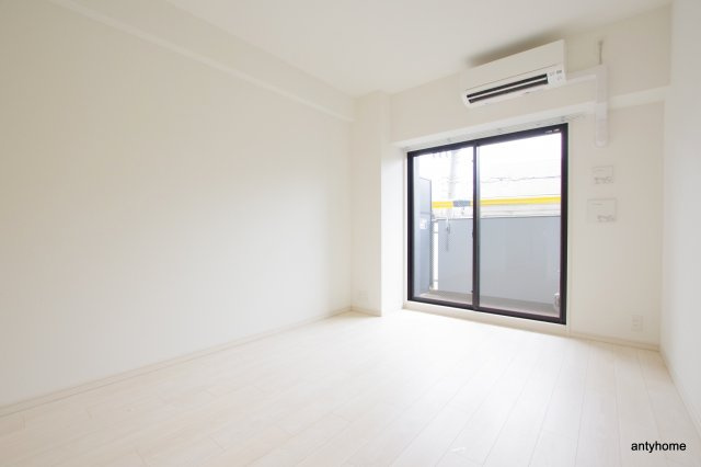 アドバンス大阪フェリシア　仲介手数料無料の寝室