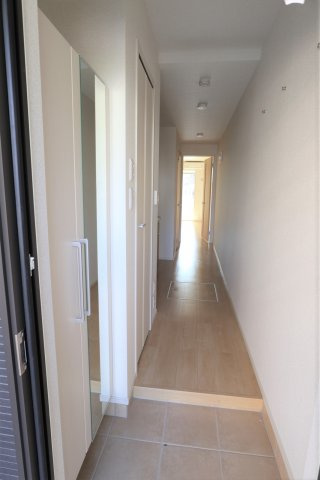 Ｍ’ｓ　ｇａｒｄｅｎ竹原中央Ⅰの玄関