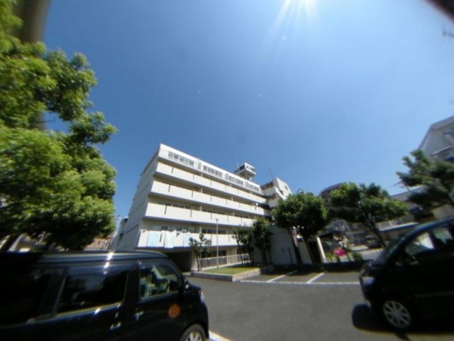 メゾン香里の外観