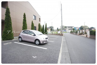 【駐車場】