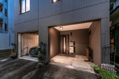 【外観】 | インナーガレージのある家。大塚駅徒歩３分！