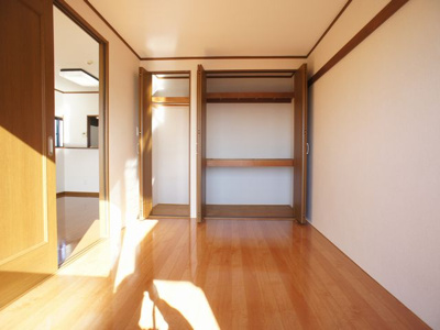 【収納】 | アイショウプラザ | 充実収納付きの南側和室です♪