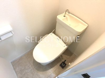 【トイレ】 | セジュール兵藤 | 落ち着いた色調のトイレです