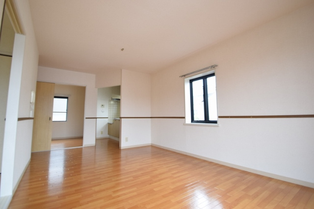 メゾンプレミールBの居間・リビング|リビングです