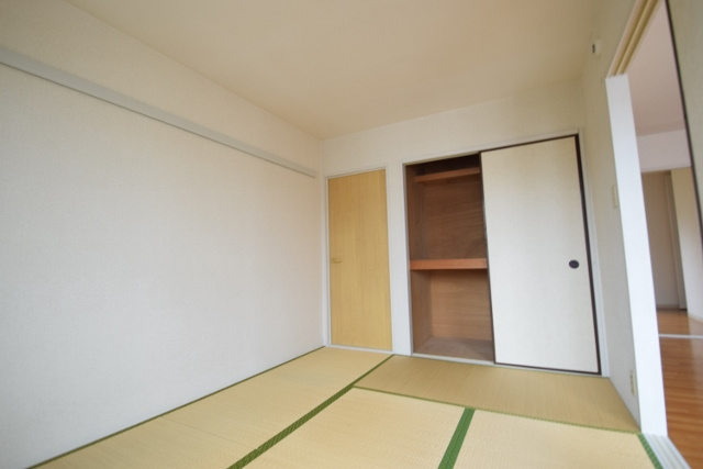 メゾンプレミールBの収納|大きなスペースがあり、収納には困りません