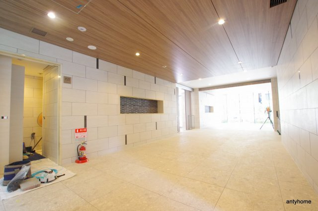 オーパスレジデンス心斎橋サウス　仲介手数料無料のロビー