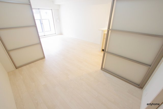 オーパスレジデンス心斎橋サウス　仲介手数料無料の洋室