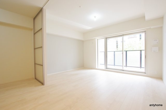 オーパスレジデンス心斎橋サウス　仲介手数料無料の居間・リビング