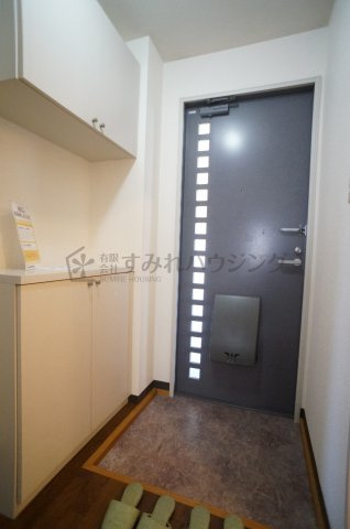 レジデンス松井の玄関