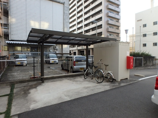 ビバリーガーデン老松のその他共用部分|駐輪場