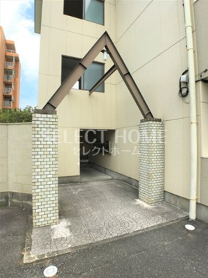 【エントランス】 | 栄サンハイツ | ゆとりのあるエントランスです