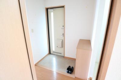 【玄関】 | アムールヒルズB