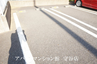 【駐車場】