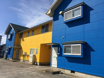 【外観】 | オーシャンハイツ | 外壁リフォーム済みでおしゃれな外観です