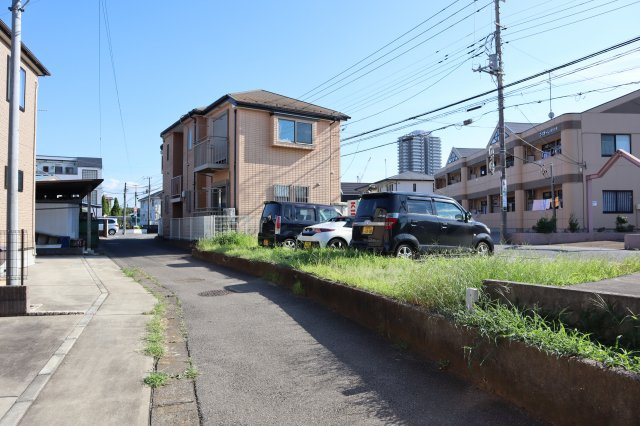 八千代市萱田　売地　約４２坪　東・西側両面道路につき開放感があります。の前面道路含む現地写真|東側道路から撮影