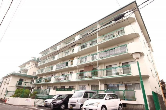 歌敷山ダイヤハイツの外観