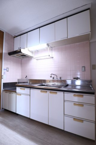 歌敷山ダイヤハイツのキッチン