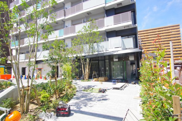 シティカレント新大阪　仲介手数料無料のエントランス